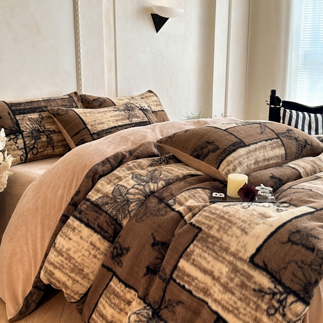 91家纺网 家纺一手货源 找家纺 宜代光年 2025新款澳羊绒保暖四件套 复古蝶花