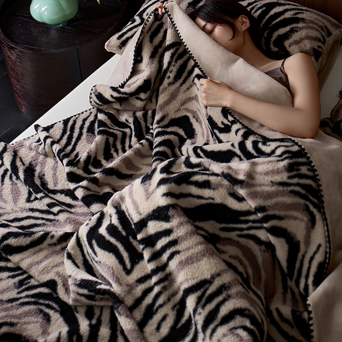 91家纺网 家纺一手货源 找家纺 （总）宜代光年 2025新款奥羊绒复合毛毯子毛毯