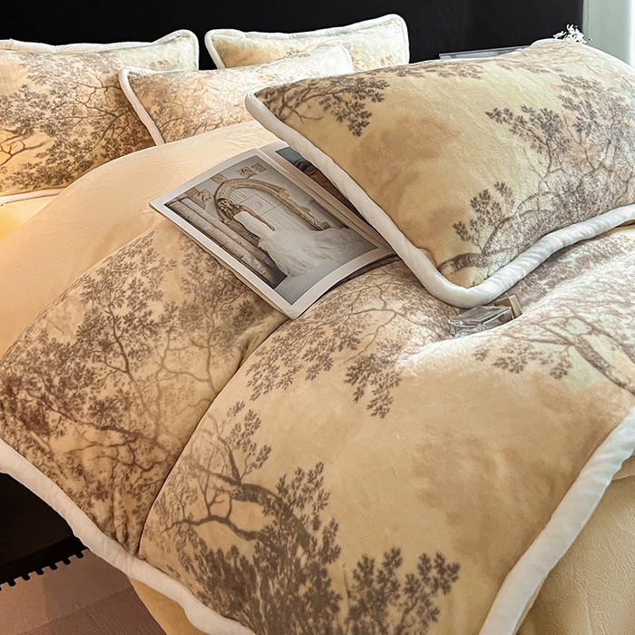 91家纺网 家纺一手货源 找家纺 诺梵2025新款牛8斤奶绒印花包边四件套草木鸣