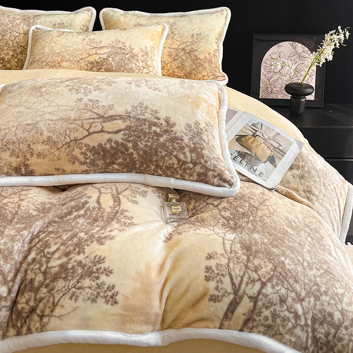 91家纺网 家纺一手货源 找家纺 诺梵2025新款牛8斤奶绒印花包边四件套草木鸣