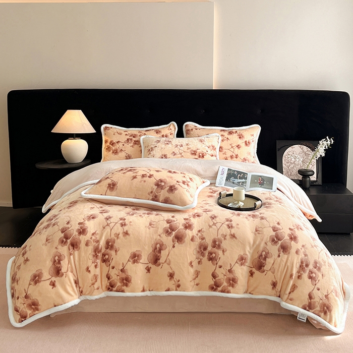 91家纺网 家纺一手货源 找家纺 诺梵2025新款牛8斤奶绒印花包边四件套枝槿-咖