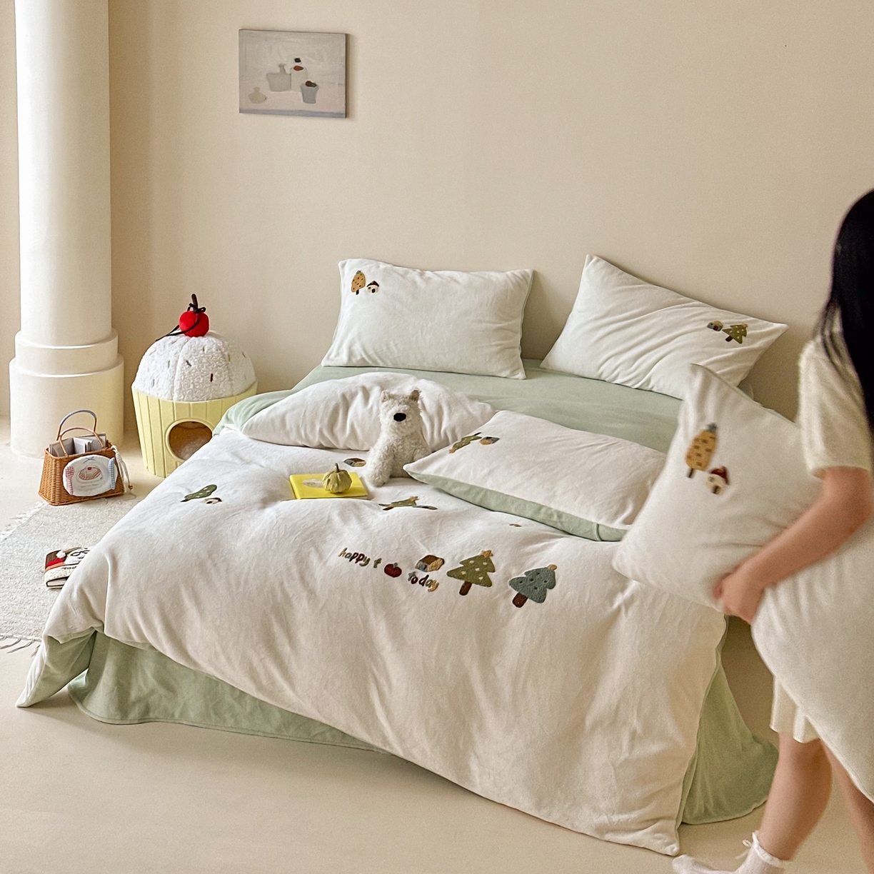 91家纺网 家纺一手货源 找家纺 FORTWO家纺原创设计（FOR TWO家纺） 2025新款230克牛奶绒毛巾绣小清新卡通款四件套 心愿树