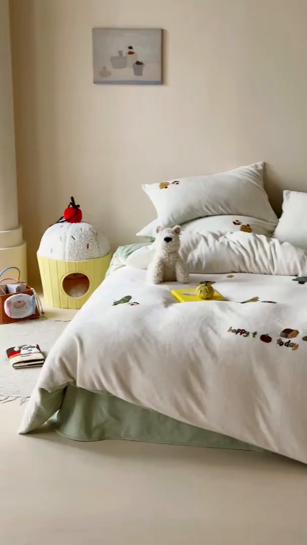 91家纺网 家纺一手货源 找家纺 FORTWO家纺原创设计（FOR TWO家纺） 2025新款230克牛奶绒毛巾绣小清新卡通款四件套 心愿树