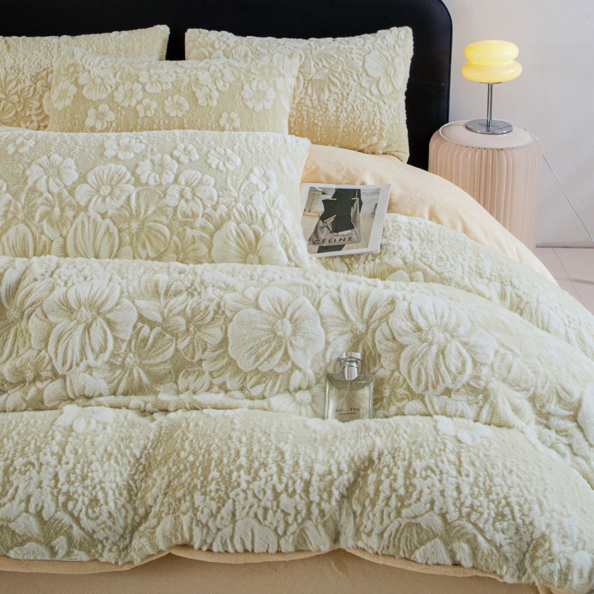 91家纺网 家纺一手货源 找家纺 （总）诺梵家纺 2025新款立体兔毛烂花四件套