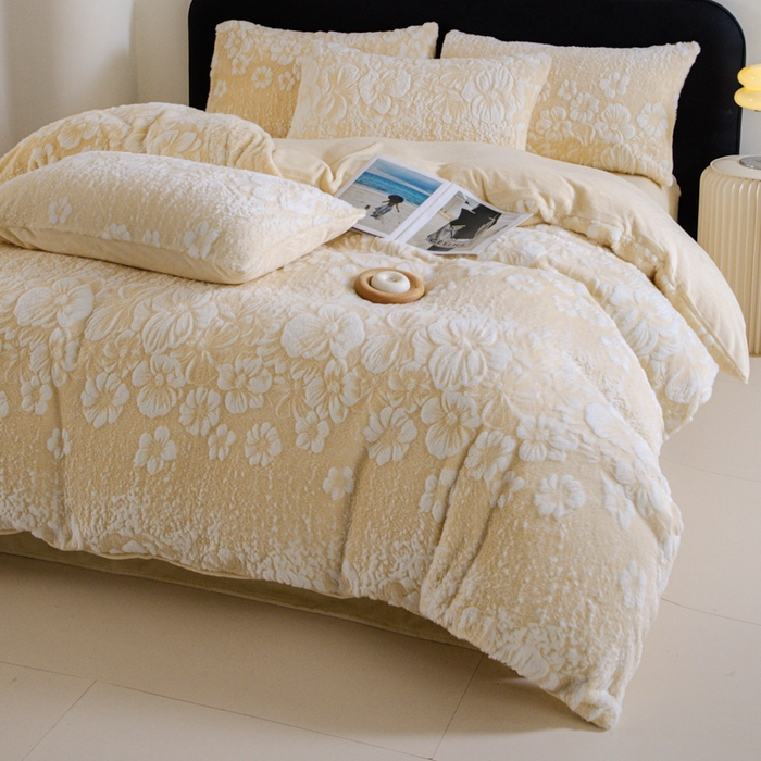 91家纺网 家纺一手货源 找家纺 诺梵家纺 2025新款立体兔毛烂花四件套 伊莎-黄