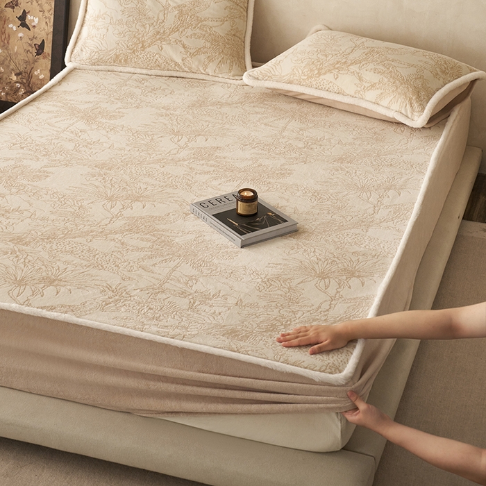 宜代光年 2025新款A类小米貂复古牛奶绒染色雕花单床笠 丛林法则-咖