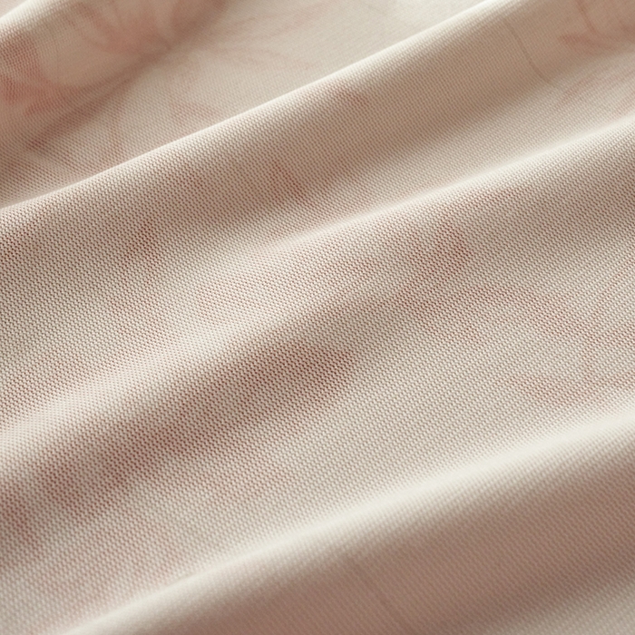 91家纺网 家纺一手货源 找家纺 宜代光年 2025新款A类小米貂复古牛奶绒染色雕花单床笠 静若繁花-粉