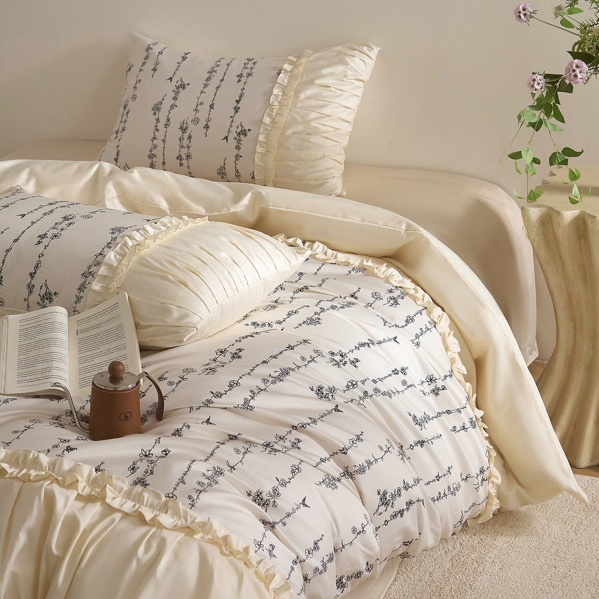 91家纺网 家纺一手货源 找家纺 （总）ONE TWO ONE 121 2025新款50长绒棉贡缎数码印花四件套-花间集 【提供买家秀】 【会员-20】 平台控价券后不得低于368/388元