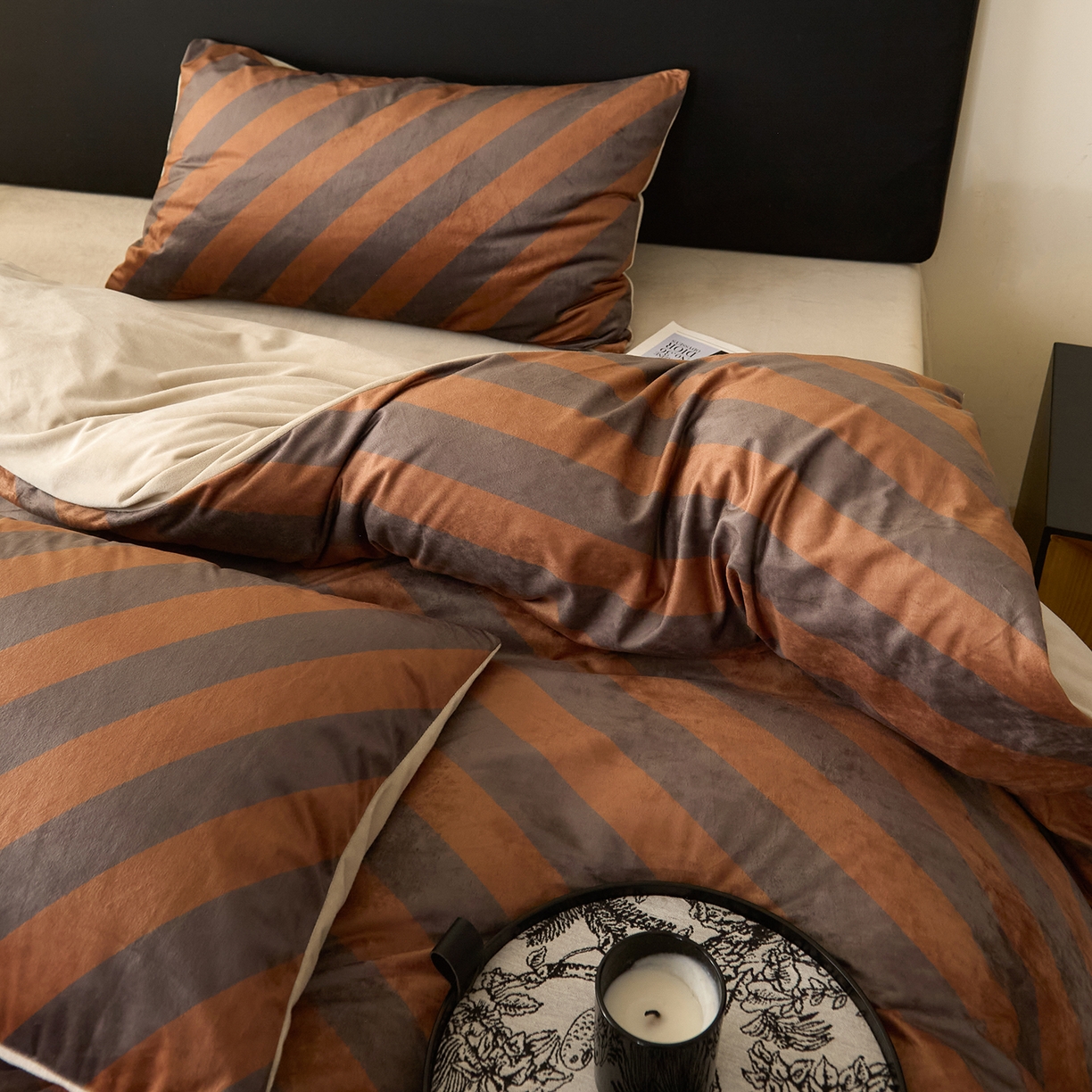 91家纺网 家纺一手货源 找家纺 （总）ONE TWO ONE 121 【德芙绒】【总共有21个颜色陆续上新】2025秋冬新款牛奶绒德芙绒宝宝绒婴儿绒短毛绒四件套床单被套【未来大热款】【提供买家秀】 会员-10 控价 标准258 加大