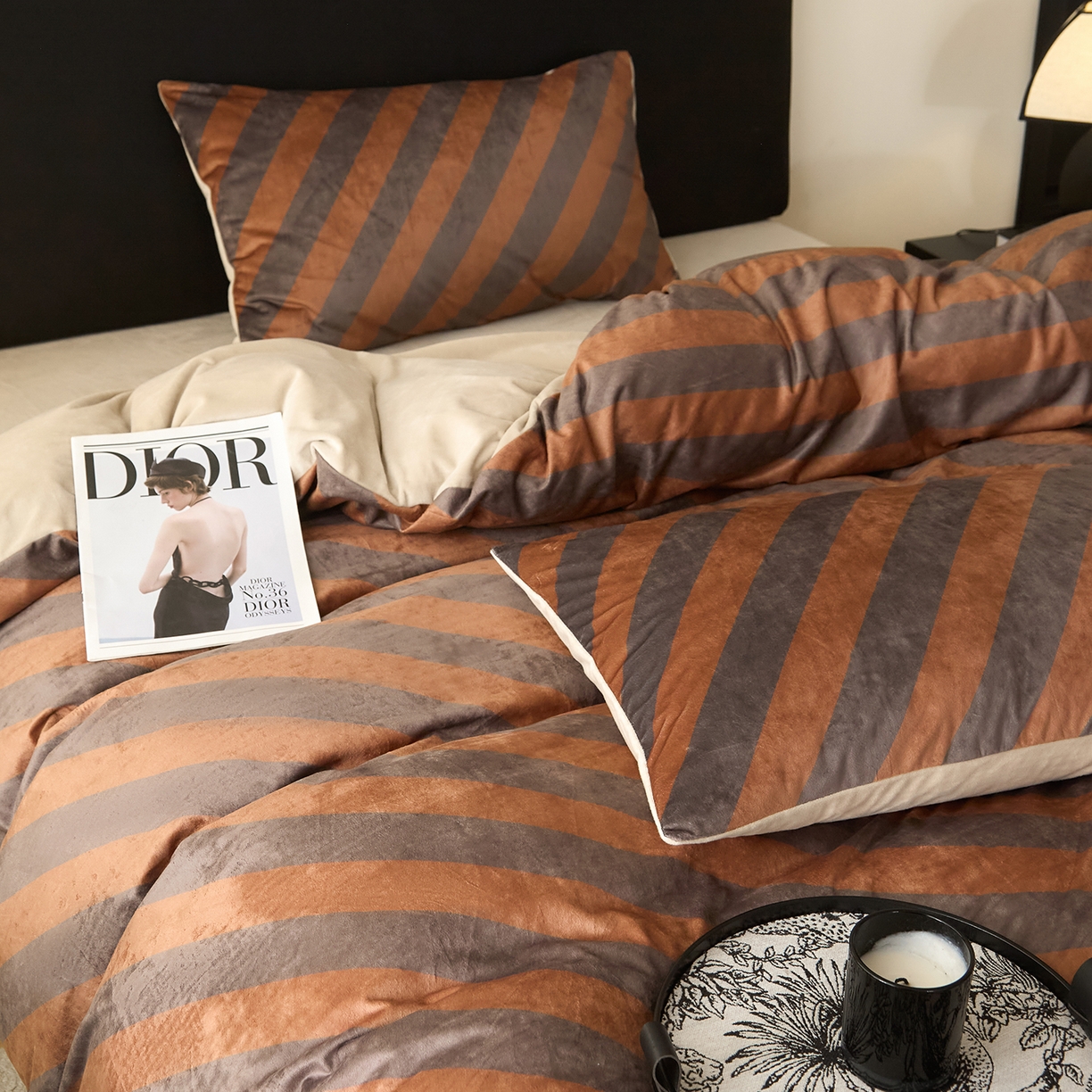 91家纺网 家纺一手货源 找家纺 （总）ONE TWO ONE 121 【德芙绒】【总共有21个颜色陆续上新】2025秋冬新款牛奶绒德芙绒宝宝绒婴儿绒短毛绒四件套床单被套【未来大热款】【提供买家秀】 会员-10 控价 标准258 加大