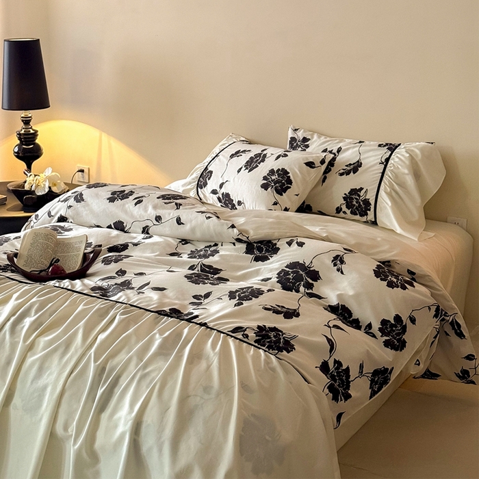 91家纺网 家纺一手货源 找家纺 （总）ONE TWO ONE 121 2025新款50长绒棉贡缎数码印花四件套-晨光熹微【提供买家秀】 【会员-20】 平台控价券后不得低于368/388元