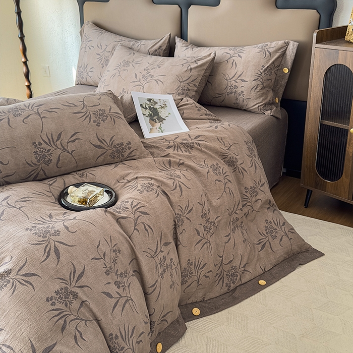 91家纺网 家纺一手货源 找家纺 丝芙妮家居（原乐视家纺） 2025新款原麻纽扣款四件套 风野涧·纽扣款