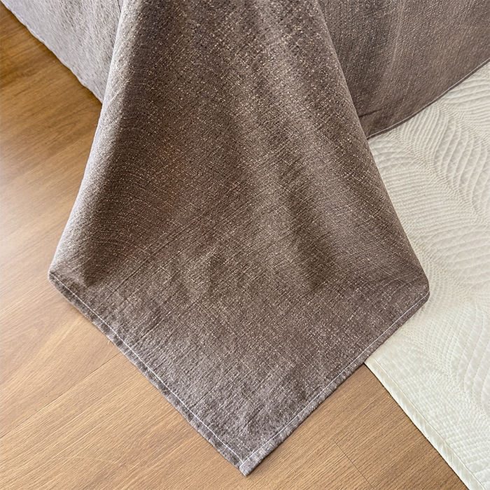 91家纺网 家纺一手货源 找家纺 丝芙妮家居（原乐视家纺） 2025新款原麻纽扣款四件套 风野涧·纽扣款