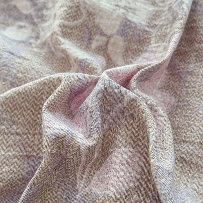 91家纺网 家纺一手货源 找家纺 丝芙妮家居（原乐视家纺） 2025新款原麻纽扣款四件套 花畔呢喃·纽扣款