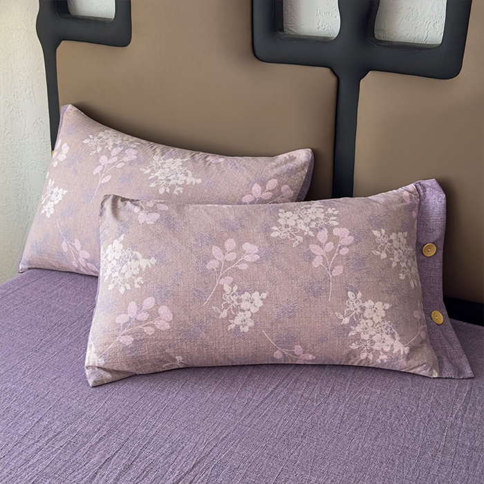 91家纺网 家纺一手货源 找家纺 丝芙妮家居（原乐视家纺） 2025新款原麻纽扣款四件套 花畔呢喃·纽扣款