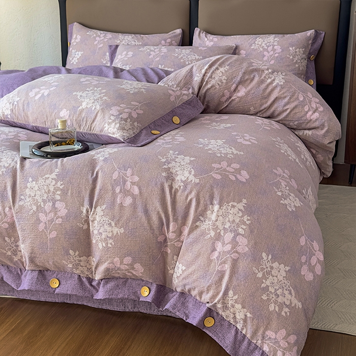 91家纺网 家纺一手货源 找家纺 丝芙妮家居（原乐视家纺） 2025新款原麻纽扣款四件套 花畔呢喃·纽扣款