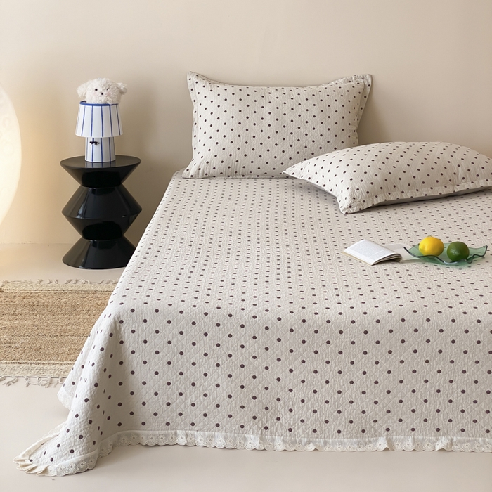 91家纺网 家纺一手货源 找家纺 麻依 2025新款安心棉四层纱布床盖三件套 小波点