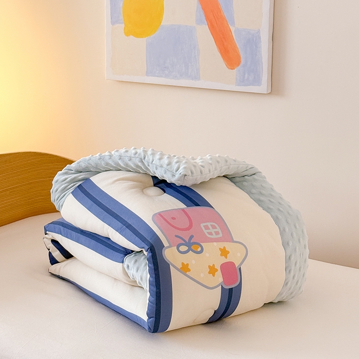 91家纺网 家纺一手货源 找家纺 嗨生活 2025新款针织棉豆豆被儿童豆豆被幼儿园豆豆被被子被芯 叠拍图