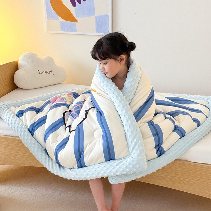 91家纺网 家纺一手货源 找家纺 嗨生活 2025新款针织棉豆豆被儿童豆豆被幼儿园豆豆被被子被芯 雪地狗