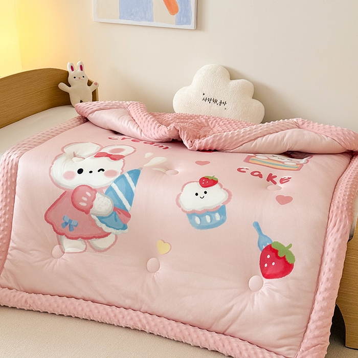 91家纺网 家纺一手货源 找家纺 嗨生活 2025新款针织棉豆豆被儿童豆豆被幼儿园豆豆被被子被芯 萌小兔