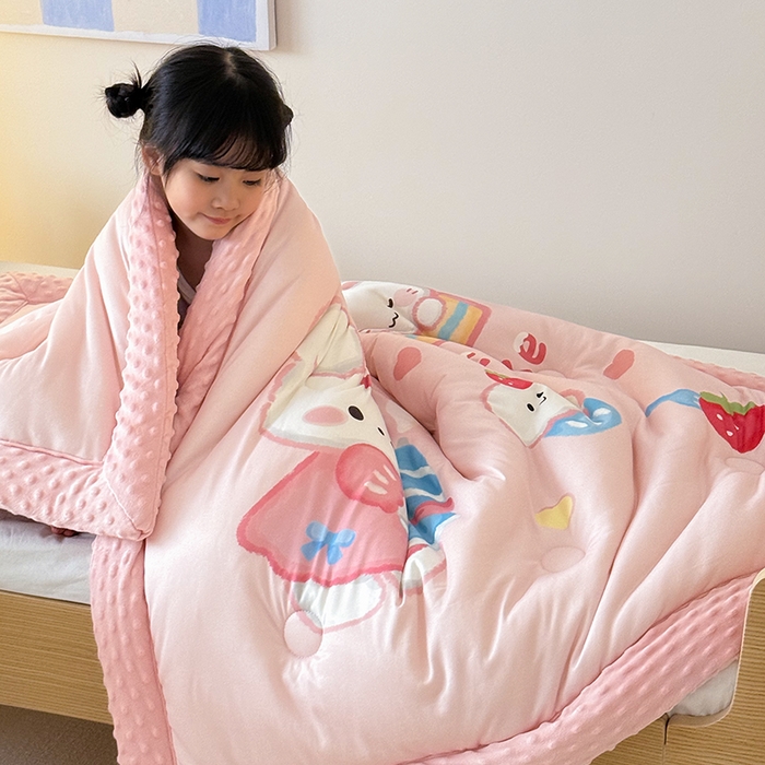 91家纺网 家纺一手货源 找家纺 嗨生活 2025新款针织棉豆豆被儿童豆豆被幼儿园豆豆被被子被芯 萌小兔