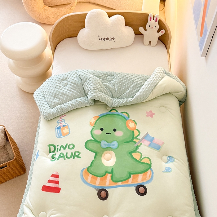 91家纺网 家纺一手货源 找家纺 嗨生活 2025新款针织棉豆豆被儿童豆豆被幼儿园豆豆被被子被芯 恐龙宝宝