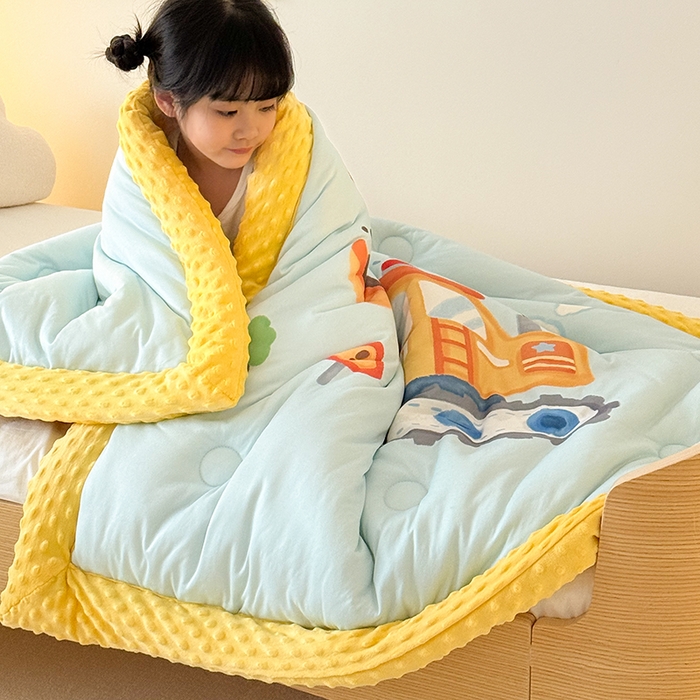 91家纺网 家纺一手货源 找家纺 嗨生活 2025新款针织棉豆豆被儿童豆豆被幼儿园豆豆被被子被芯 蓝色挖掘