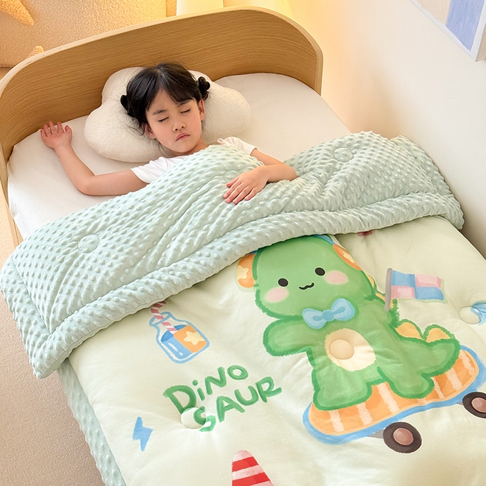 91家纺网 家纺一手货源 找家纺 嗨生活 2025新款针织棉豆豆被儿童豆豆被幼儿园豆豆被被子被芯 恐龙宝宝