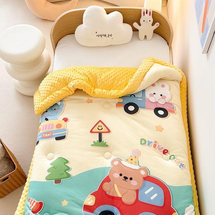 91家纺网 家纺一手货源 找家纺 嗨生活 2025新款针织棉豆豆被儿童豆豆被幼儿园豆豆被被子被芯 动物乐园