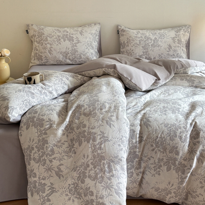 91家纺网 家纺一手货源 找家纺 宜代光年 2025新款60s水洗棉提花系列四件套-第一批-场景一 繁花-灰