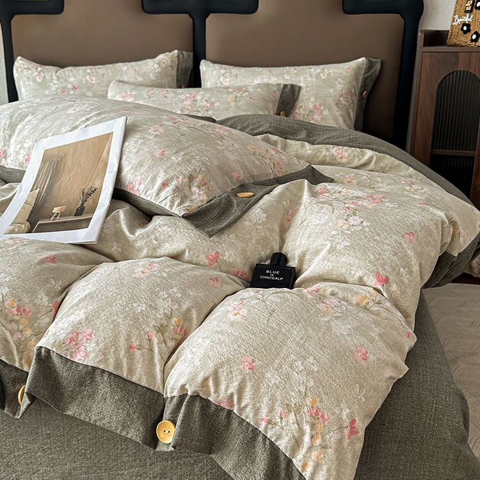 91家纺网 家纺一手货源 找家纺 丝芙妮家居（原乐视家纺） 2025新款原麻纽扣款四件套 岁月留声·纽扣款