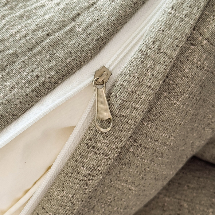 91家纺网 家纺一手货源 找家纺 丝芙妮家居（原乐视家纺） 2025新款原麻纽扣款四件套 岁月留声·纽扣款