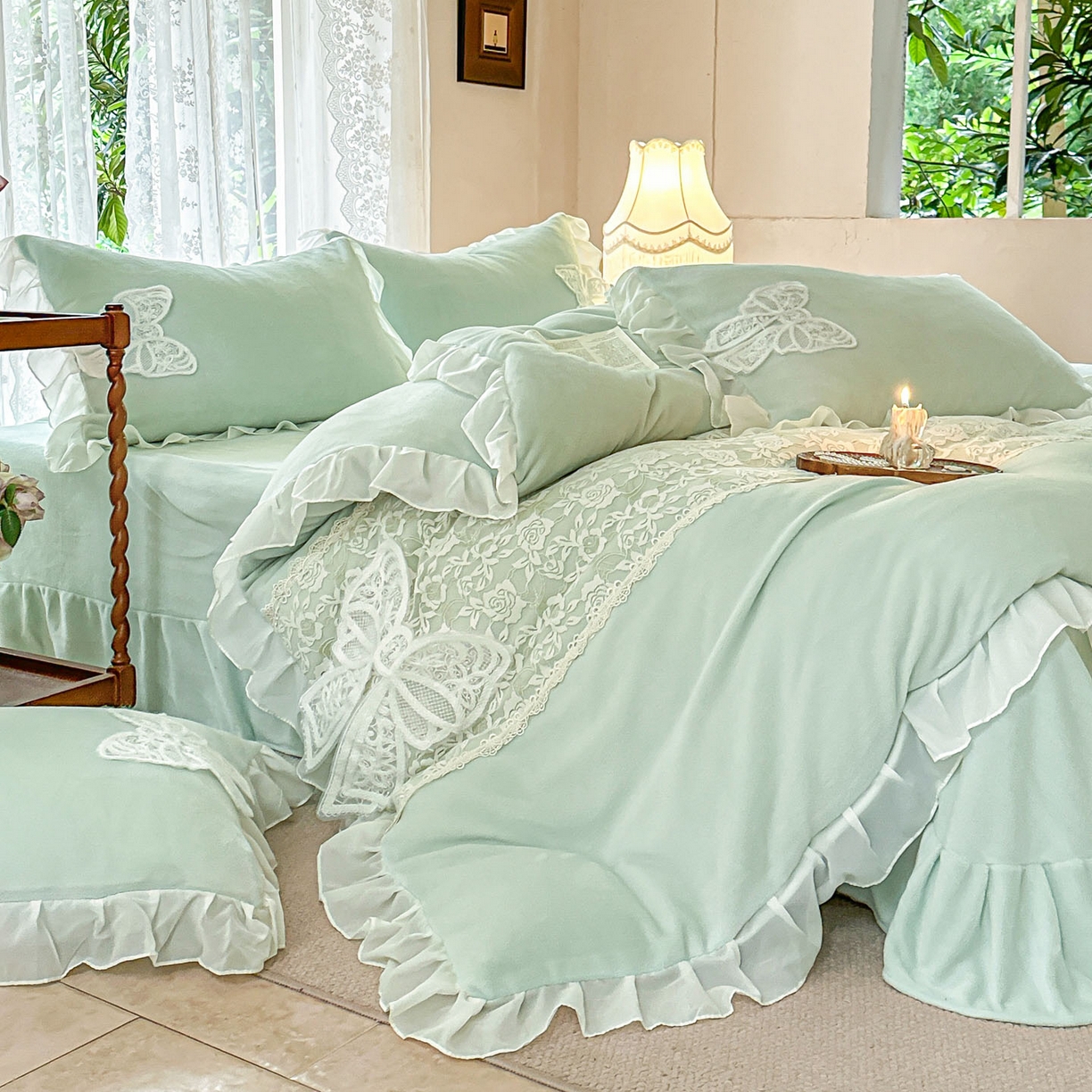 91家纺网 家纺一手货源 找家纺 米可 2025新款立体蝴蝶结公主风牛奶绒蕾丝花边四件套-艾拉系列二 艾拉-浅绿