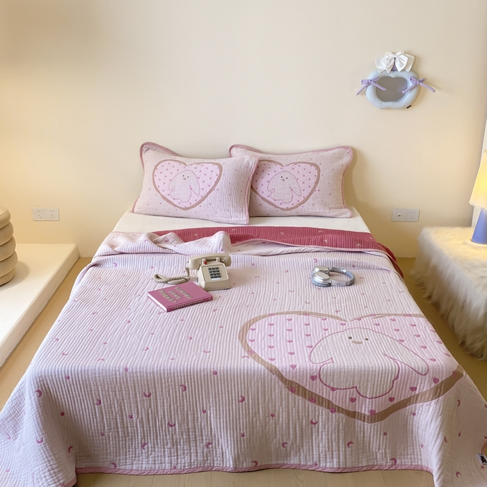 91家纺网 家纺一手货源 找家纺 （总）麻依 2025新款软萌纱布床盖三件套（控价：229元）