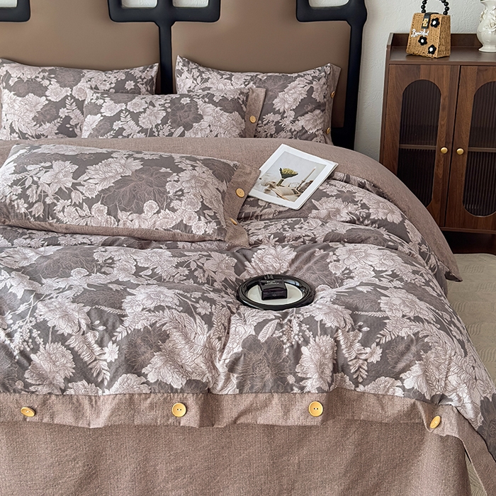 91家纺网 家纺一手货源 找家纺 丝芙妮家居（原乐视家纺） 2025新款原麻纽扣款四件套 萤野·纽扣款