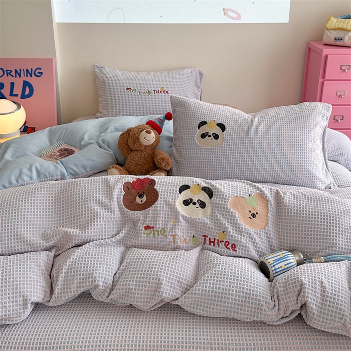 暖生活 2025新款牛奶雕花绒单品枕套被套床笠-三小只系列 三只头像