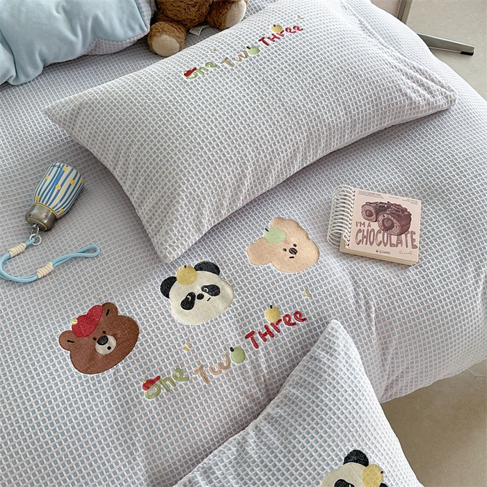 91家纺网 家纺一手货源 找家纺 暖生活 2025新款牛奶雕花绒单品枕套被套床笠-三小只系列 三只头像