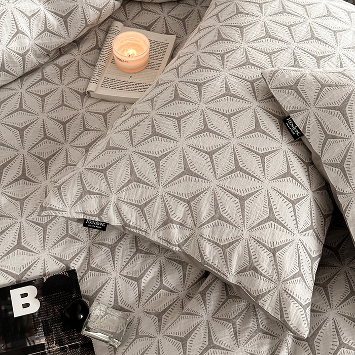 91家纺网 家纺一手货源 找家纺 宜代光年 2025新款60s水洗棉提花系列四件套-第三批 雪片花-灰