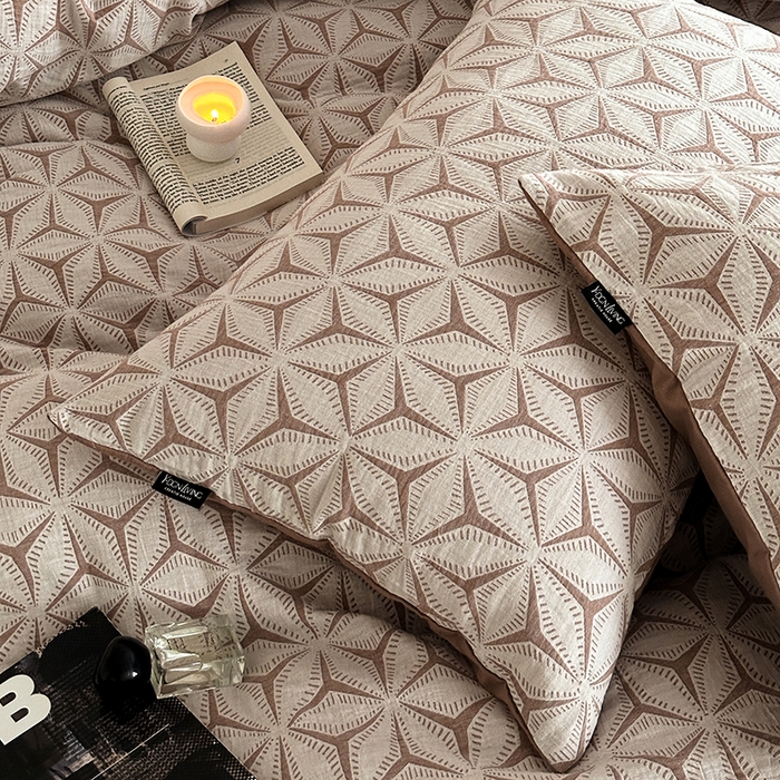 91家纺网 家纺一手货源 找家纺 宜代光年 2025新款60s水洗棉提花系列四件套-第三批 雪片花-暖橘