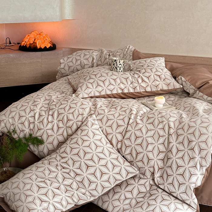 91家纺网 家纺一手货源 找家纺 宜代光年 2025新款60s水洗棉提花系列四件套-第三批 雪片花-暖橘