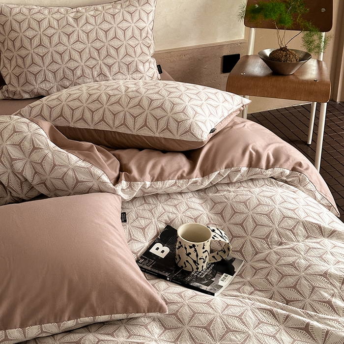 91家纺网 家纺一手货源 找家纺 宜代光年 2025新款60s水洗棉提花系列四件套-第三批 雪片花-暖橘