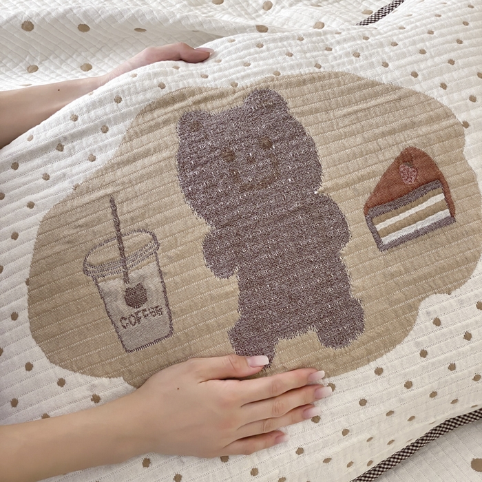 91家纺网 家纺一手货源 找家纺 麻依 2025新款软萌纱布床盖三件套（控价：229元） 甜品熊