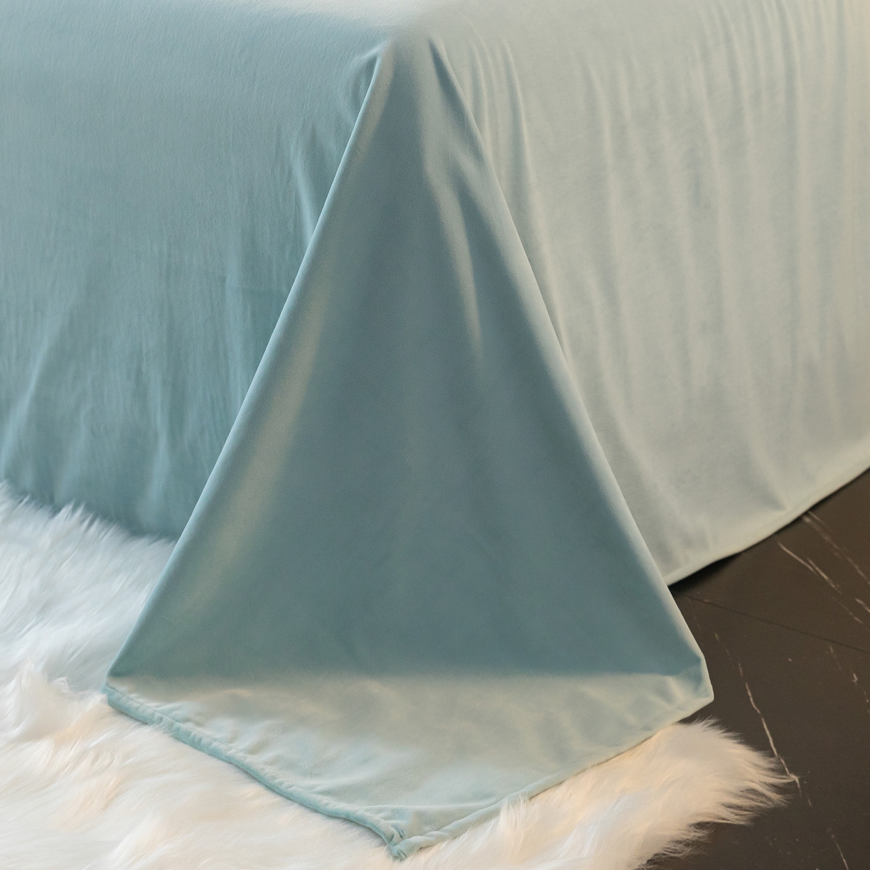 91家纺网 家纺一手货源 找家纺 如一 2025新款水晶绒刺绣四件套 轻羽-梵星兰