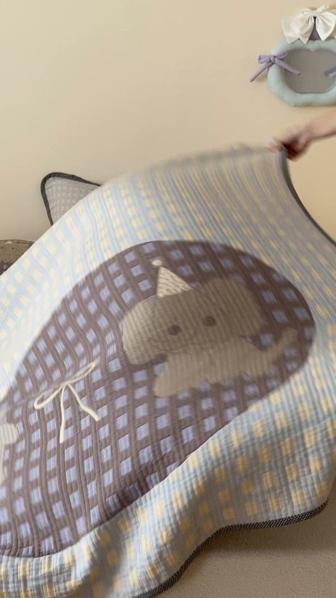 91家纺网 家纺一手货源 找家纺 麻依 2025新款软萌纱布床盖三件套（控价：229元） 小熊小象