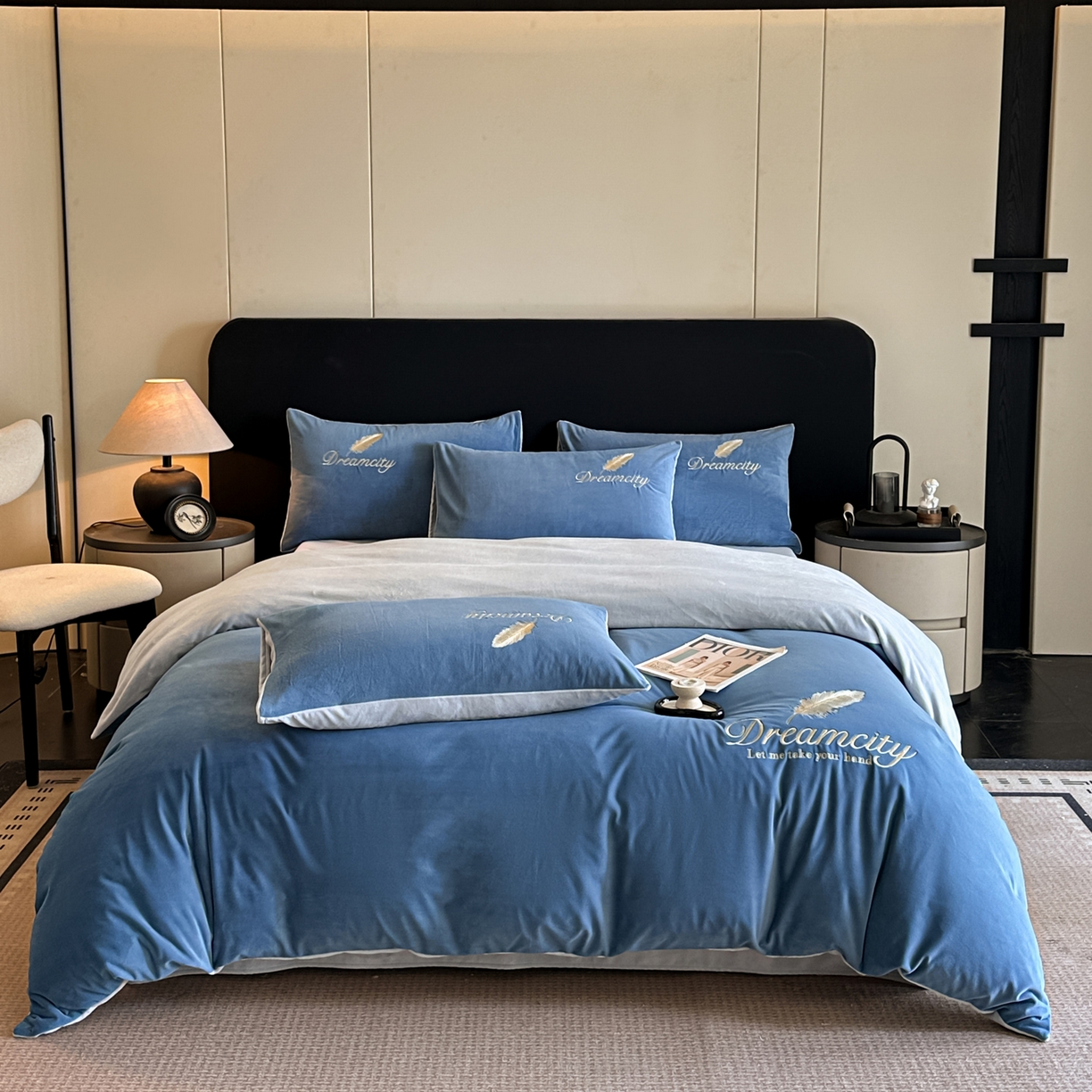 91家纺网 家纺一手货源 找家纺 如一 2025新款水晶绒刺绣四件套 轻羽-雾蓝灰