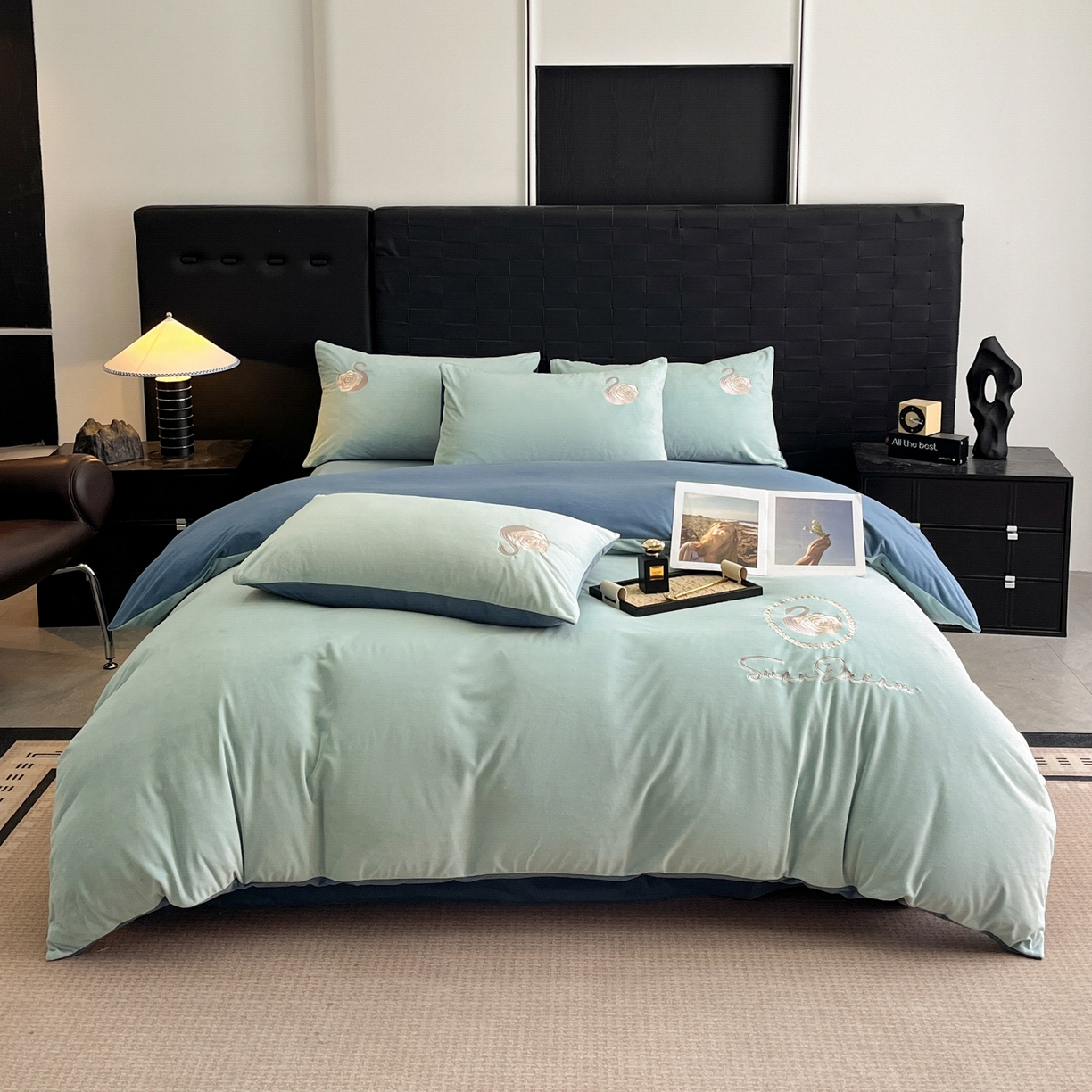 91家纺网 家纺一手货源 找家纺 如一 2025新款水晶绒刺绣四件套 天鹅-梵星兰