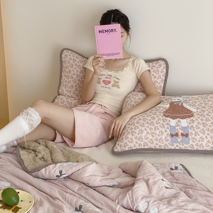 91家纺网 家纺一手货源 找家纺 麻依 2025新款十层纱布软萌泡芙被被子春秋被子被芯 许愿小兔