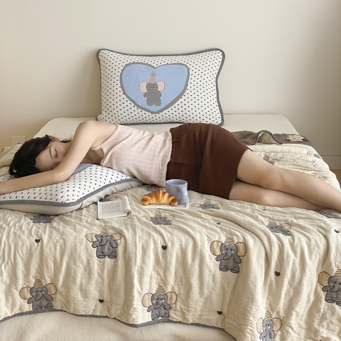 91家纺网 家纺一手货源 找家纺 麻依 2025新款十层纱布软萌泡芙被被子春秋被子被芯 心心小象