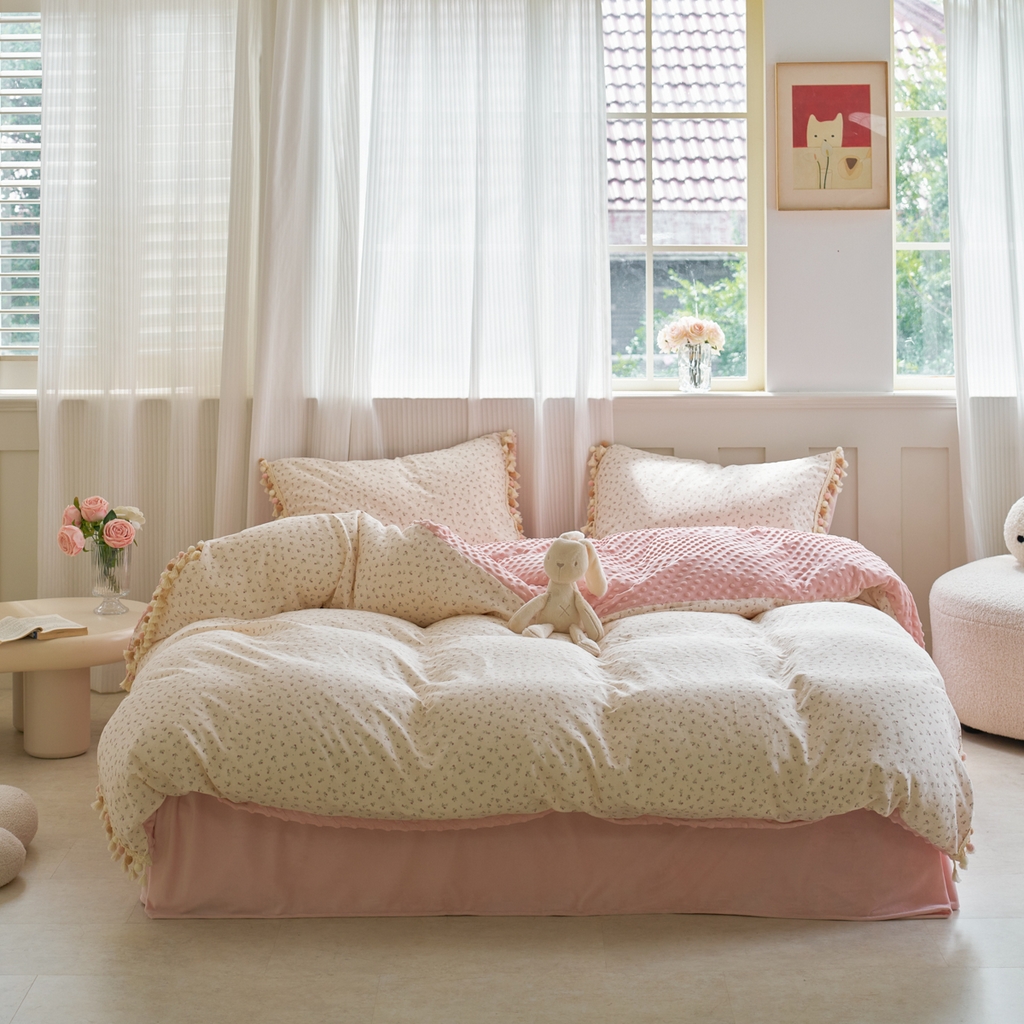 91家纺网 家纺一手货源 找家纺 （总）洋铭区（原狠狠爱） 2025秋冬彩球双层纱+豆豆绒四件套系列