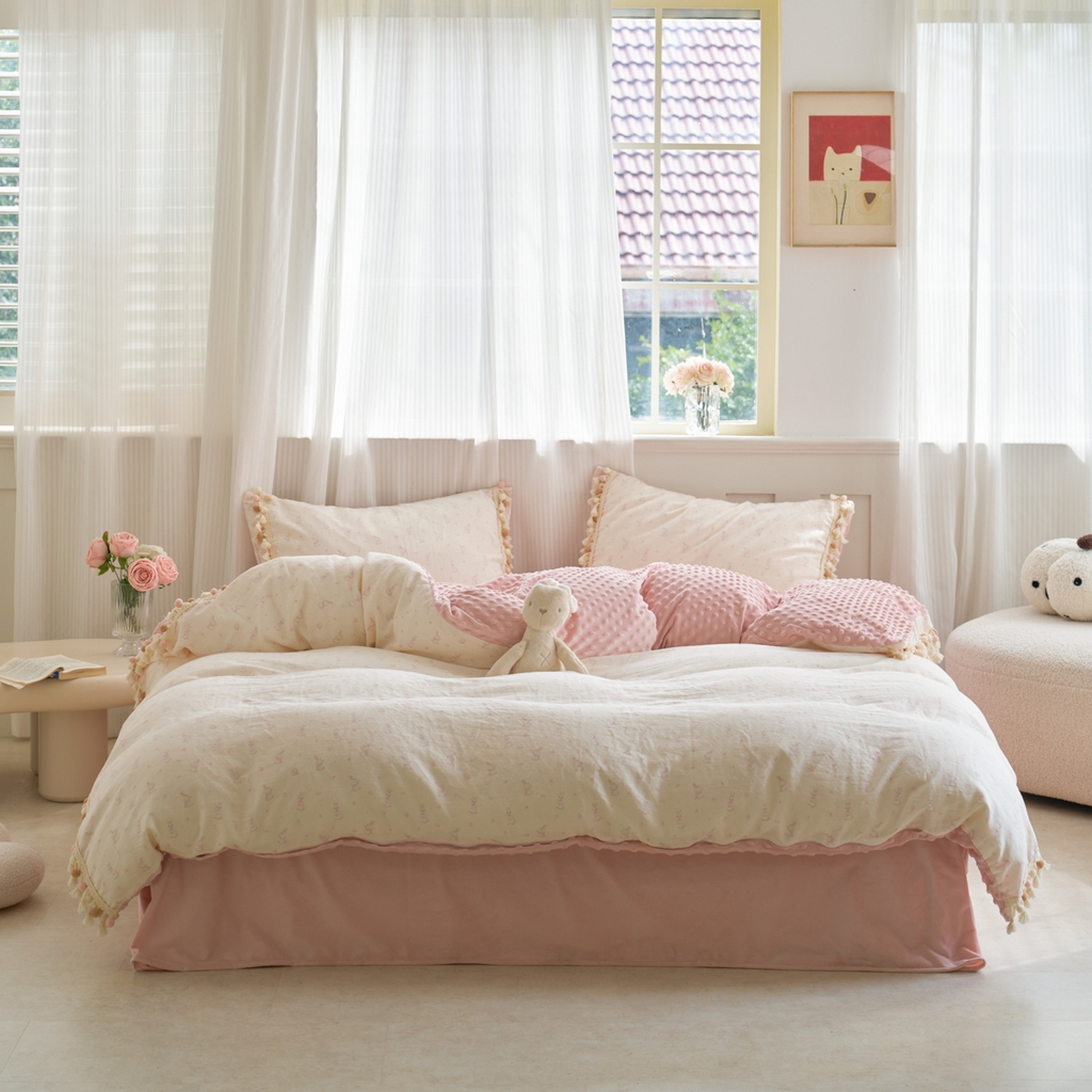 洋铭区（原狠狠爱） 2025秋冬彩球双层纱+豆豆绒四件套系列 布蕾粉兔